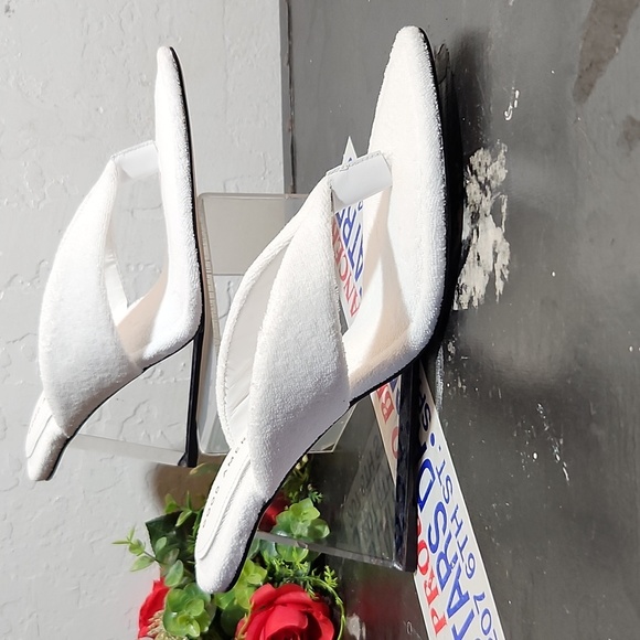 GOOD AMERICAN White Terry Sandal Transparent Heel Style GA077TX Size 8 - Picture 3 of 9